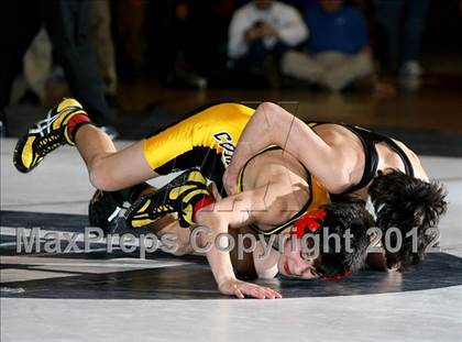 Thumbnail 2 in Suffolk County Championships (Finals D1 99-138 lbs) photogallery.