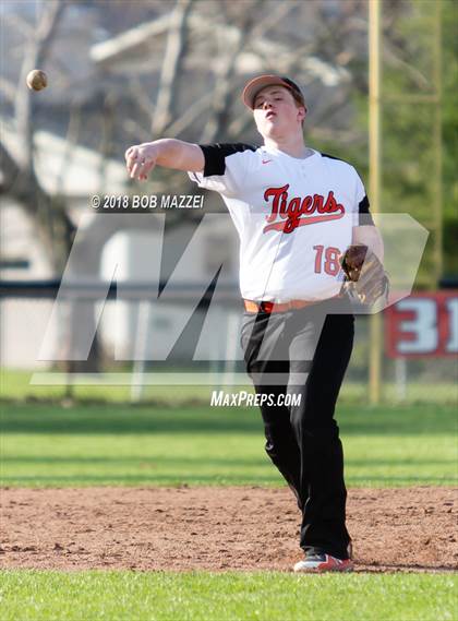 Thumbnail 2 in Wellsville @ Columbiana photogallery.