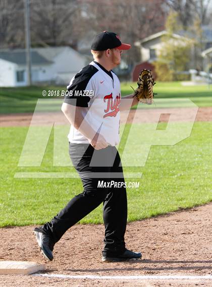 Thumbnail 1 in Wellsville @ Columbiana photogallery.
