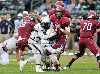 Thumbnail 3 in Central Catholic vs. St. Margaret's (CIF State Final DIV 4) photogallery.