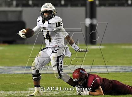 Thumbnail 2 in Central Catholic vs. St. Margaret's (CIF State Final DIV 4) photogallery.