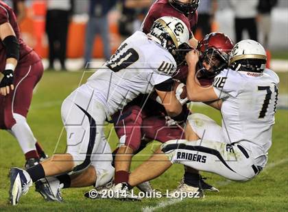 Thumbnail 2 in Central Catholic vs. St. Margaret's (CIF State Final DIV 4) photogallery.