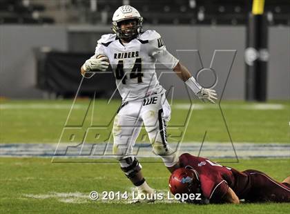 Thumbnail 3 in Central Catholic vs. St. Margaret's (CIF State Final DIV 4) photogallery.