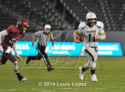 Thumbnail 2 in Central Catholic vs. St. Margaret's (CIF State Final DIV 4) photogallery.
