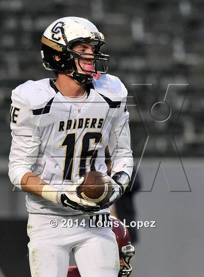 Thumbnail 2 in Central Catholic vs. St. Margaret's (CIF State Final DIV 4) photogallery.
