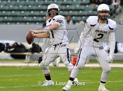 Thumbnail 2 in Central Catholic vs. St. Margaret's (CIF State Final DIV 4) photogallery.