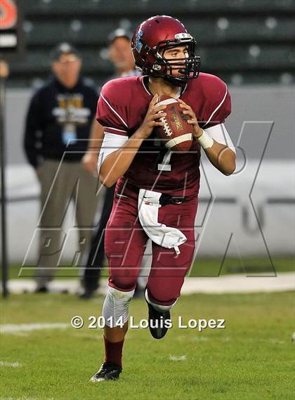 Thumbnail 2 in Central Catholic vs. St. Margaret's (CIF State Final DIV 4) photogallery.