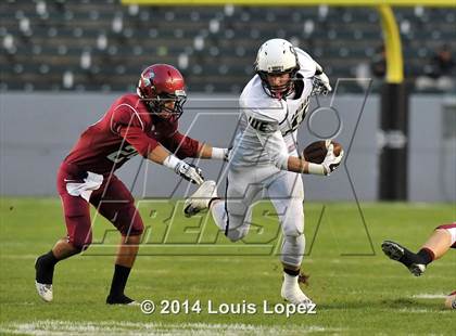 Thumbnail 2 in Central Catholic vs. St. Margaret's (CIF State Final DIV 4) photogallery.