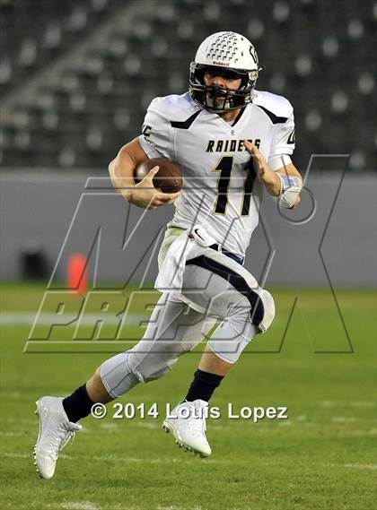 Thumbnail 1 in Central Catholic vs. St. Margaret's (CIF State Final DIV 4) photogallery.