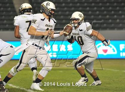 Thumbnail 2 in Central Catholic vs. St. Margaret's (CIF State Final DIV 4) photogallery.
