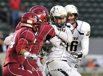 Thumbnail 2 in Central Catholic vs. St. Margaret's (CIF State Final DIV 4) photogallery.