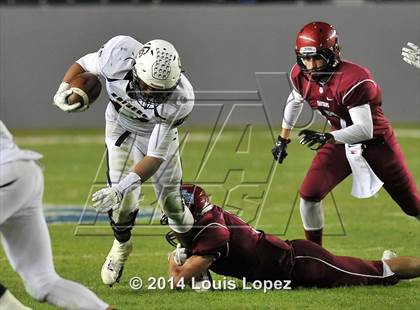 Thumbnail 1 in Central Catholic vs. St. Margaret's (CIF State Final DIV 4) photogallery.