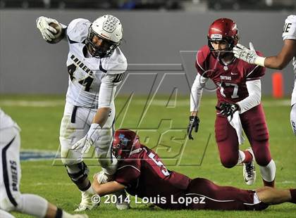 Thumbnail 3 in Central Catholic vs. St. Margaret's (CIF State Final DIV 4) photogallery.