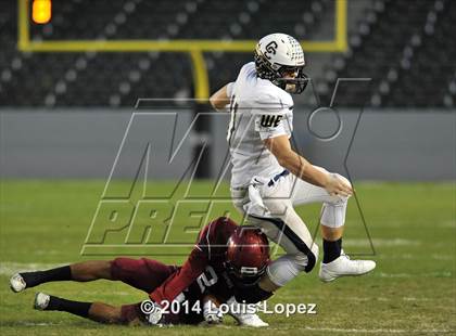 Thumbnail 2 in Central Catholic vs. St. Margaret's (CIF State Final DIV 4) photogallery.