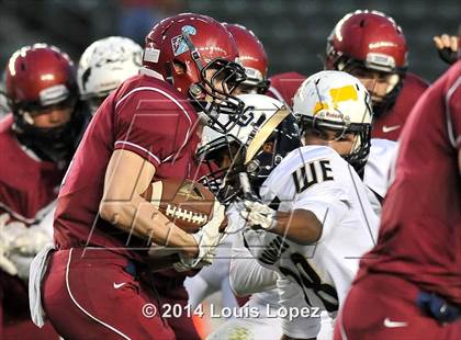 Thumbnail 3 in Central Catholic vs. St. Margaret's (CIF State Final DIV 4) photogallery.