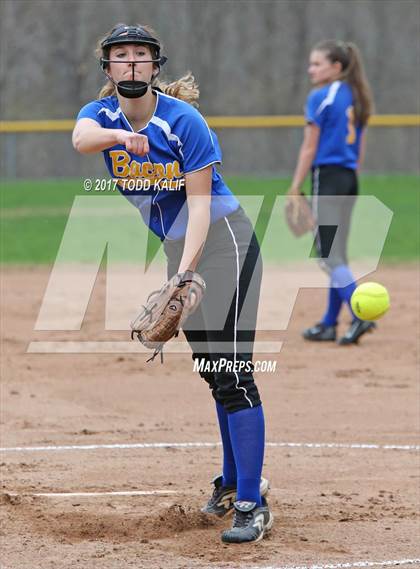 Thumbnail 1 in Killingly @ Bacon Academy photogallery.