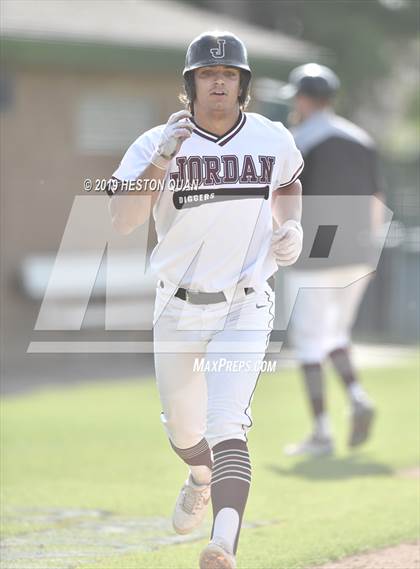 Thumbnail 3 in Redondo Union vs. Jordan (National Classic) photogallery.