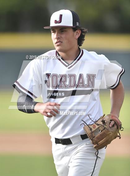 Thumbnail 1 in Redondo Union vs. Jordan (National Classic) photogallery.
