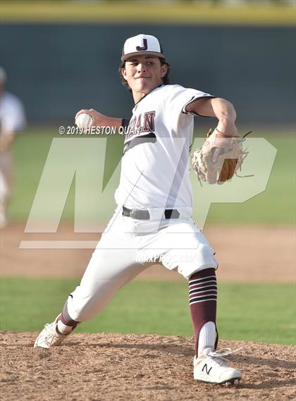 Thumbnail 3 in Redondo Union vs. Jordan (National Classic) photogallery.