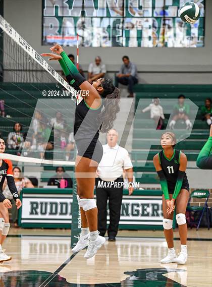 Thumbnail 2 in Rudder vs Smithville photogallery.