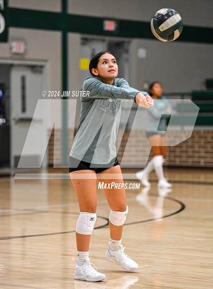 Thumbnail 1 in Rudder vs Smithville photogallery.