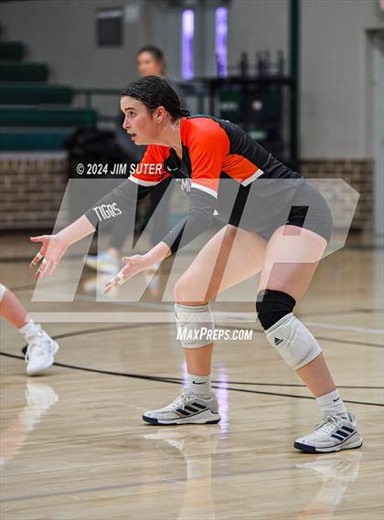 Thumbnail 2 in Rudder vs Smithville photogallery.