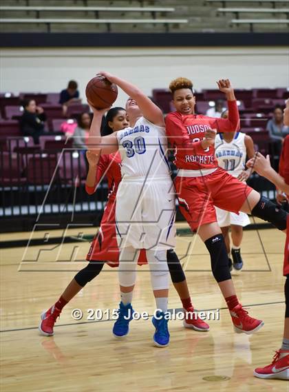 Thumbnail 1 in Judson @ MacArthur [Douglas] photogallery.