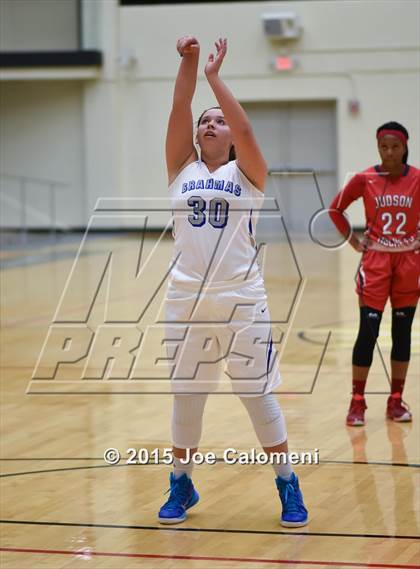 Thumbnail 3 in Judson @ MacArthur [Douglas] photogallery.