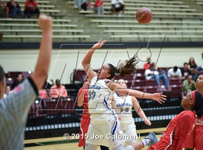 Thumbnail 1 in Judson @ MacArthur [Douglas] photogallery.