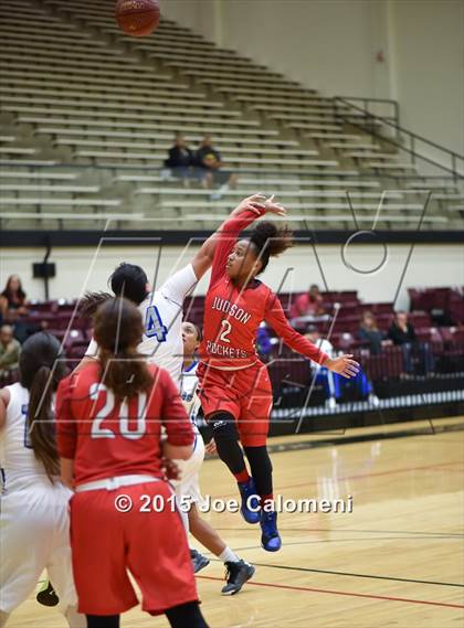 Thumbnail 3 in Judson @ MacArthur [Douglas] photogallery.