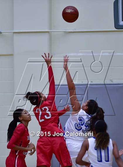 Thumbnail 3 in Judson @ MacArthur [Douglas] photogallery.