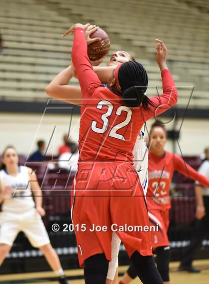 Thumbnail 2 in Judson @ MacArthur [Douglas] photogallery.
