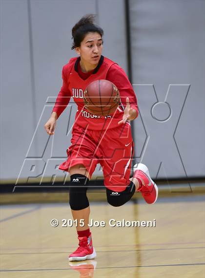 Thumbnail 1 in Judson @ MacArthur [Douglas] photogallery.