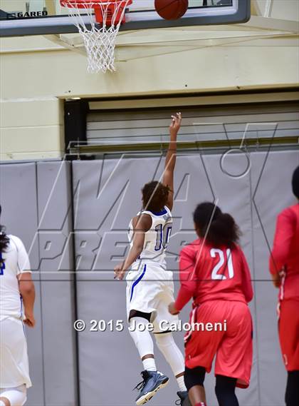 Thumbnail 3 in Judson @ MacArthur [Douglas] photogallery.