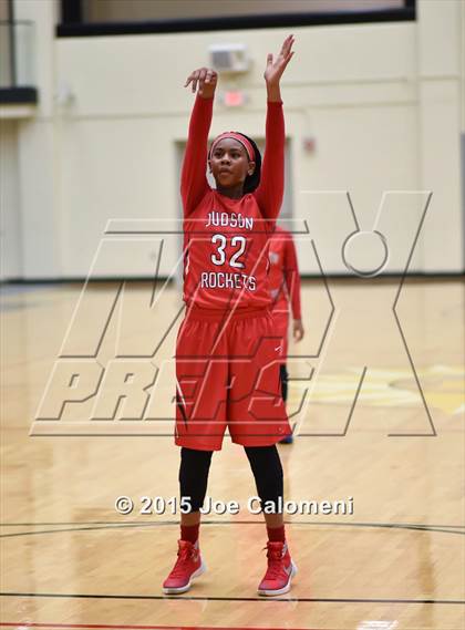 Thumbnail 3 in Judson @ MacArthur [Douglas] photogallery.