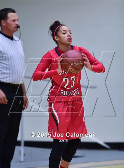 Thumbnail 2 in Judson @ MacArthur [Douglas] photogallery.