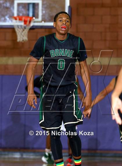 Thumbnail 3 in Westchester vs. Narbonne (#D1Bound SoCal. Christmas Classic) photogallery.
