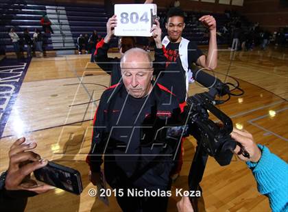 Thumbnail 3 in Westchester vs. Narbonne (#D1Bound SoCal. Christmas Classic) photogallery.