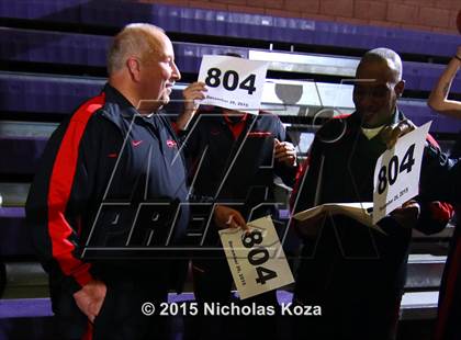 Thumbnail 3 in Westchester vs. Narbonne (#D1Bound SoCal. Christmas Classic) photogallery.
