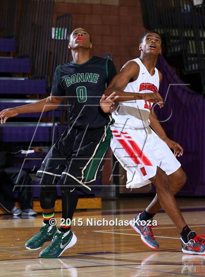 Thumbnail 1 in Westchester vs. Narbonne (#D1Bound SoCal. Christmas Classic) photogallery.