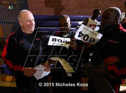 Thumbnail 2 in Westchester vs. Narbonne (#D1Bound SoCal. Christmas Classic) photogallery.