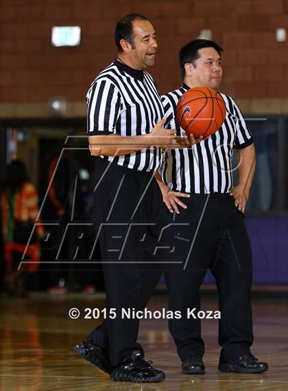 Thumbnail 3 in Westchester vs. Narbonne (#D1Bound SoCal. Christmas Classic) photogallery.