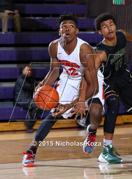 Thumbnail 3 in Westchester vs. Narbonne (#D1Bound SoCal. Christmas Classic) photogallery.