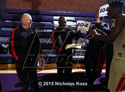 Thumbnail 2 in Westchester vs. Narbonne (#D1Bound SoCal. Christmas Classic) photogallery.
