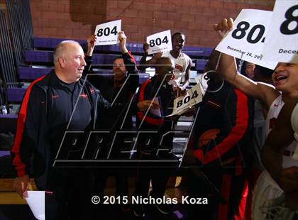 Thumbnail 3 in Westchester vs. Narbonne (#D1Bound SoCal. Christmas Classic) photogallery.