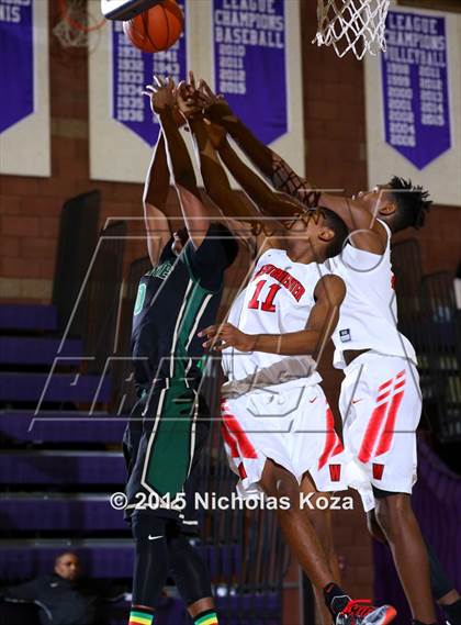 Thumbnail 2 in Westchester vs. Narbonne (#D1Bound SoCal. Christmas Classic) photogallery.