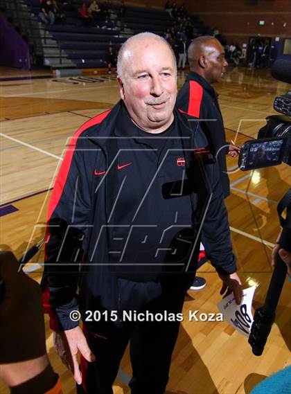 Thumbnail 3 in Westchester vs. Narbonne (#D1Bound SoCal. Christmas Classic) photogallery.