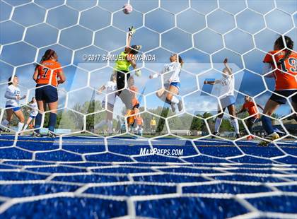 Thumbnail 3 in El Camino Real vs. Legacy (CIF LACS Playoff) photogallery.