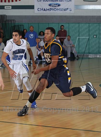 Thumbnail 3 in Palisades vs. JW North (MLK Showcase) photogallery.