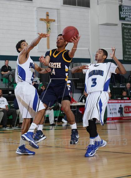 Thumbnail 1 in Palisades vs. JW North (MLK Showcase) photogallery.